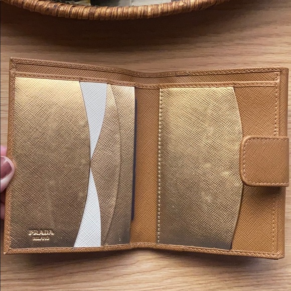Prada Wallet - Picture 3 of 11